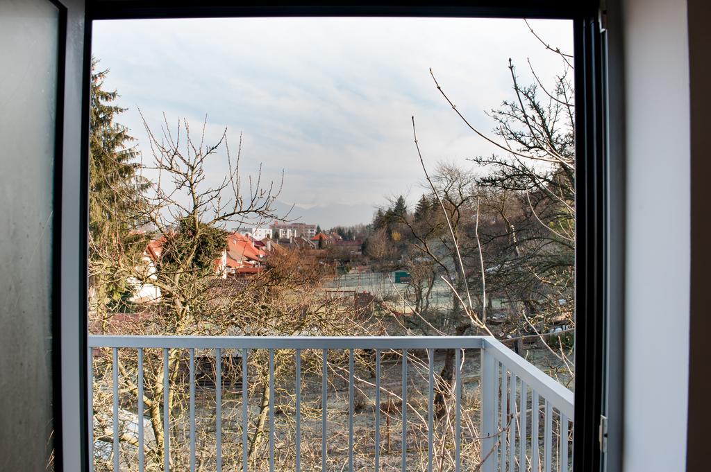 Villa Ladoven Luxusny Apartman 124M2 Martin Exterior photo
